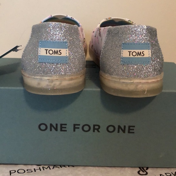 Glittery Unicorn shoes - Picture 4 of 6